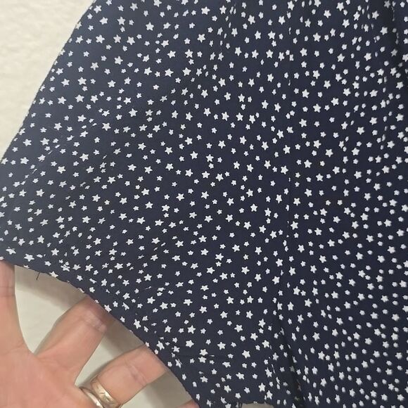 J. Crew | Short Sleeve Button-Up Peplum Top EUC M - Picture 3 of 10